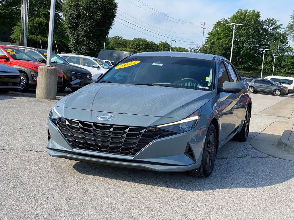 2022 Hyundai ELANTRA SEL