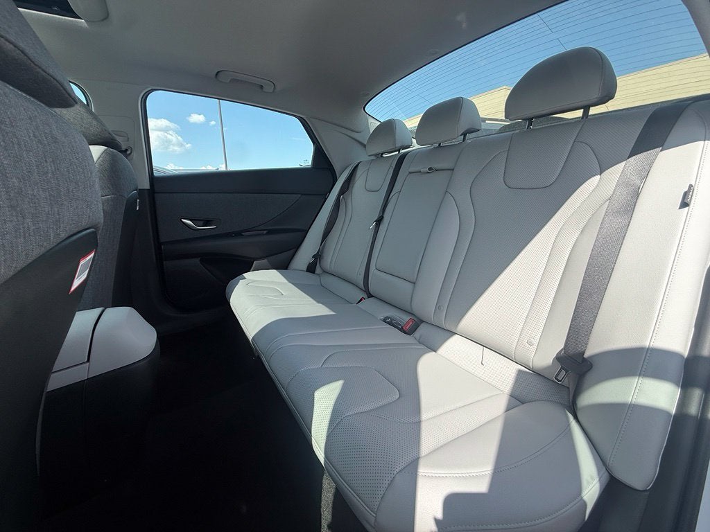 2026 Hyundai ELANTRA SEL Sport Plus