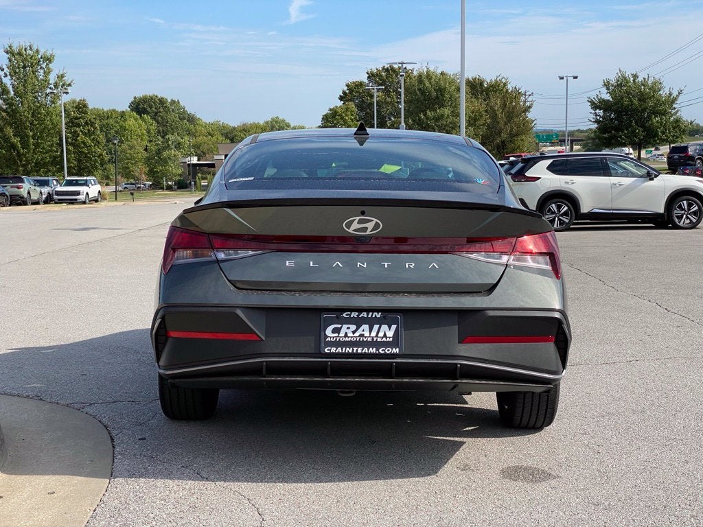 2026 Hyundai ELANTRA SEL Sport Plus