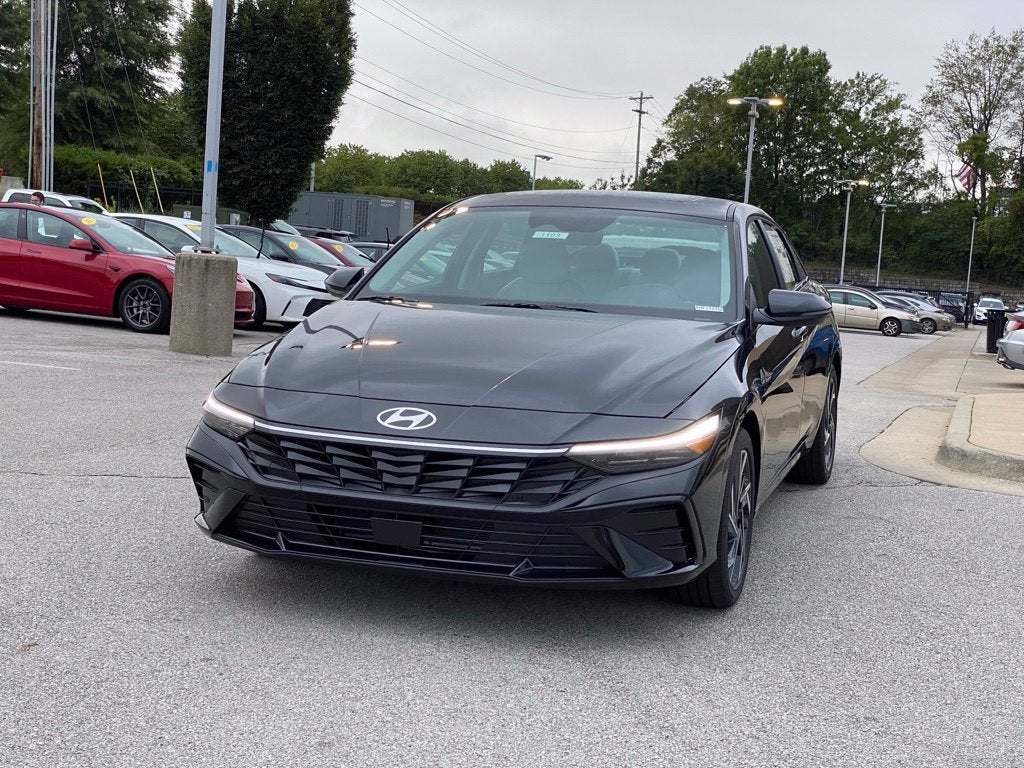 2026 Hyundai ELANTRA Limited