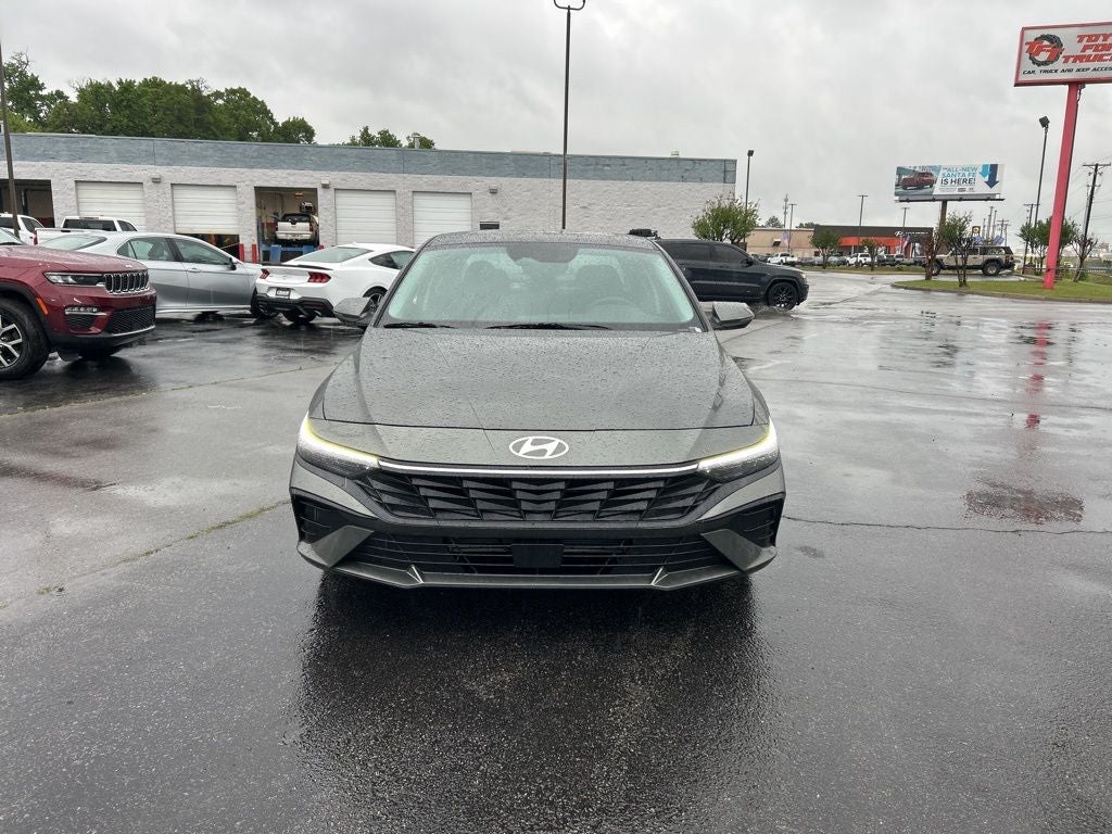 2026 Hyundai ELANTRA Limited