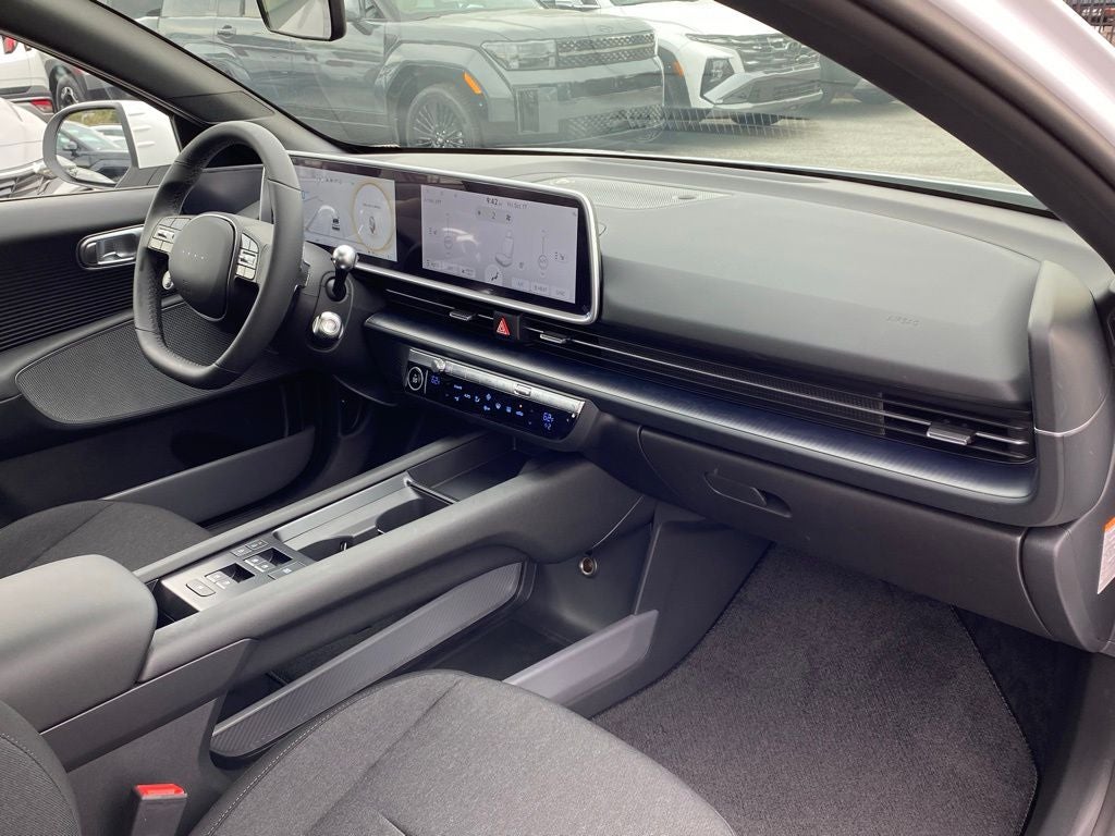 2025 Hyundai IONIQ 6 SE