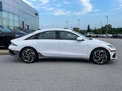 2025 Hyundai IONIQ 6 SEL