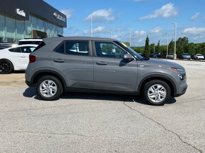 2022 Hyundai VENUE SE