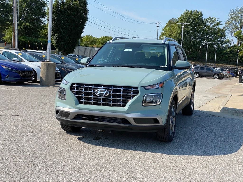2026 Hyundai VENUE SEL