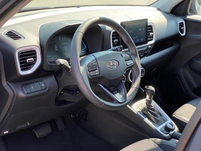 2026 Hyundai VENUE SEL W/Two-Tone Roof