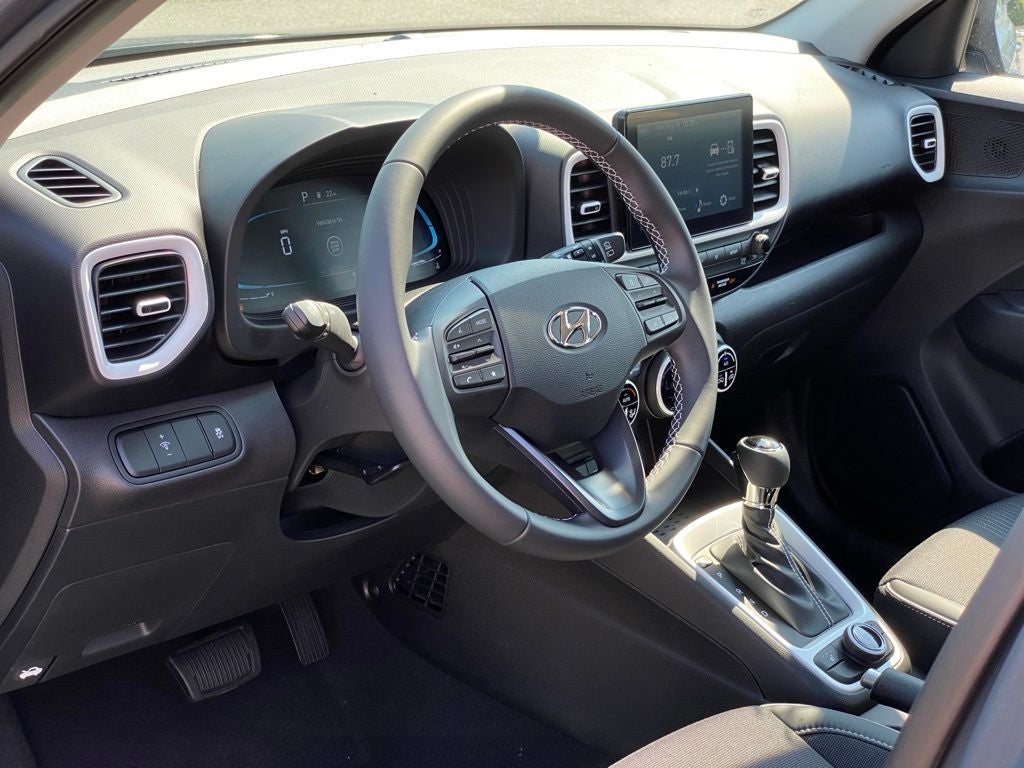 2026 Hyundai VENUE SEL W/Two-Tone Roof