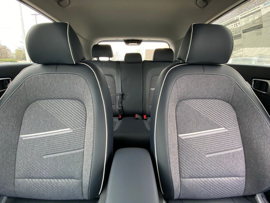 2026 Hyundai VENUE SEL W/Two-Tone Roof