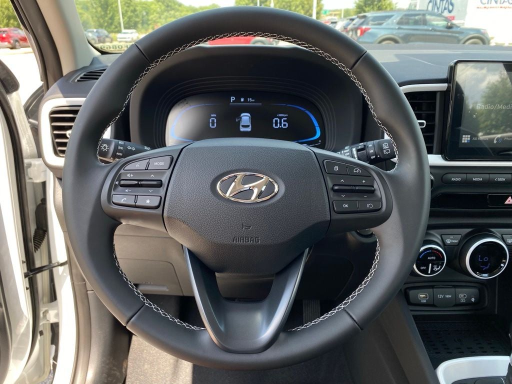 2026 Hyundai VENUE SEL W/Two-Tone Roof