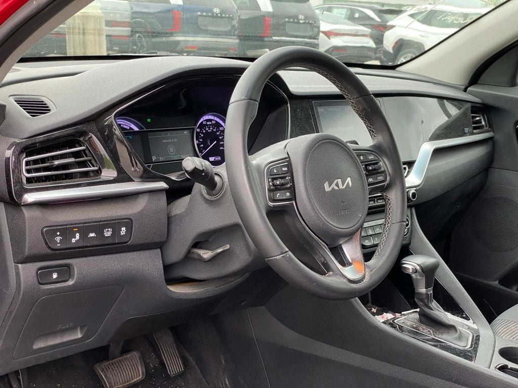 2022 Kia Niro LXS