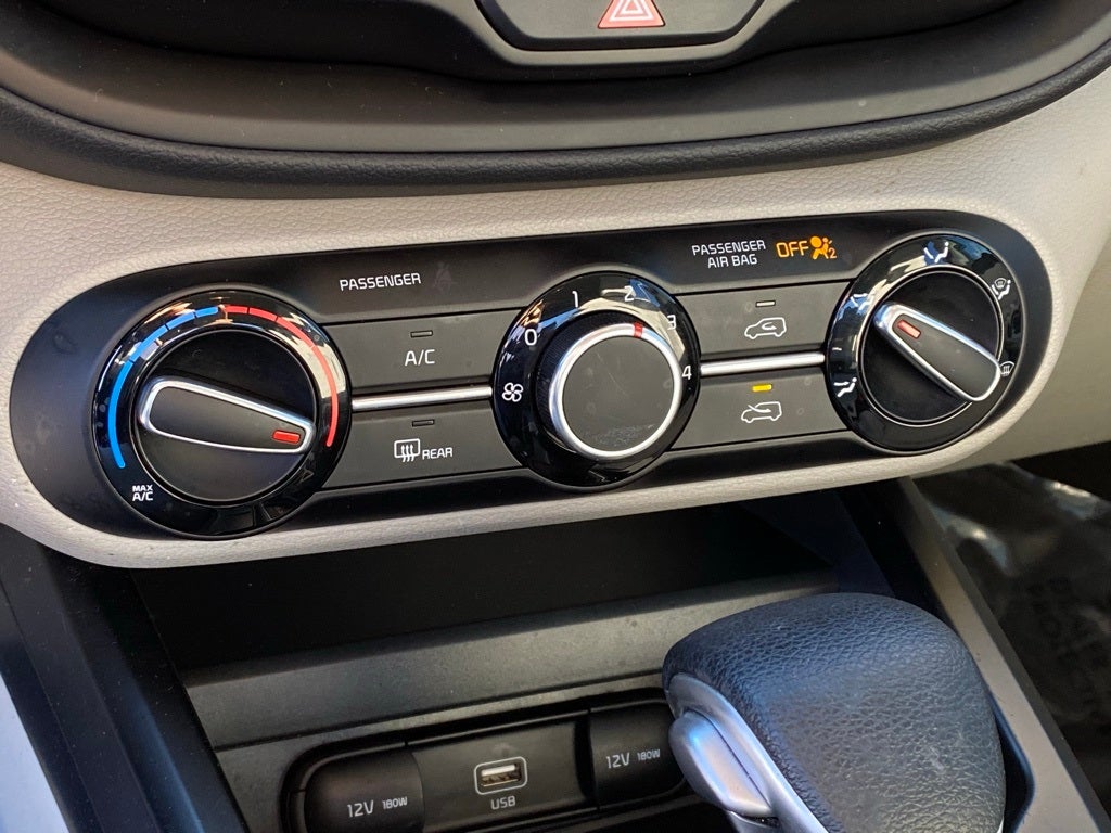 2020 Kia Soul S SUPER CLEAN LOW MILEAGE