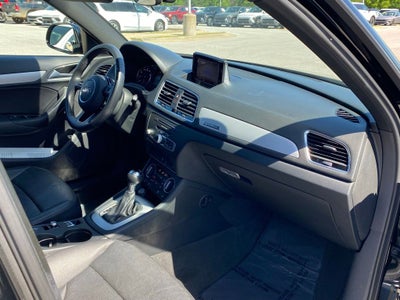 2017 Audi Q3 2.0T Premium quattro