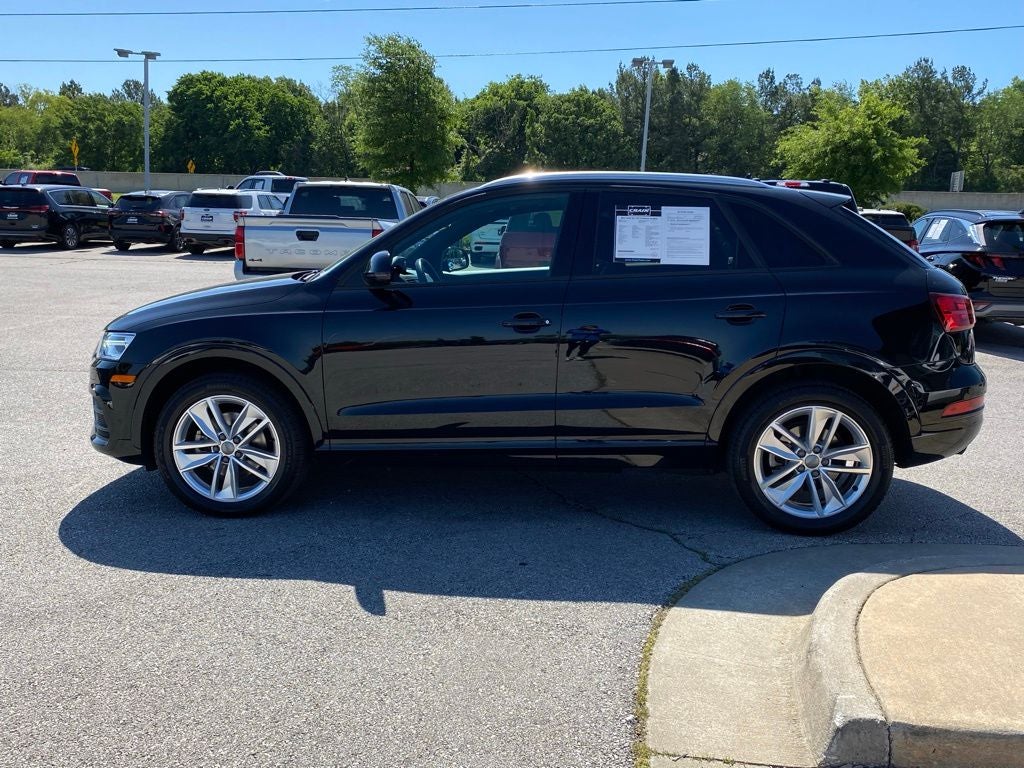 2017 Audi Q3 2.0T Premium quattro