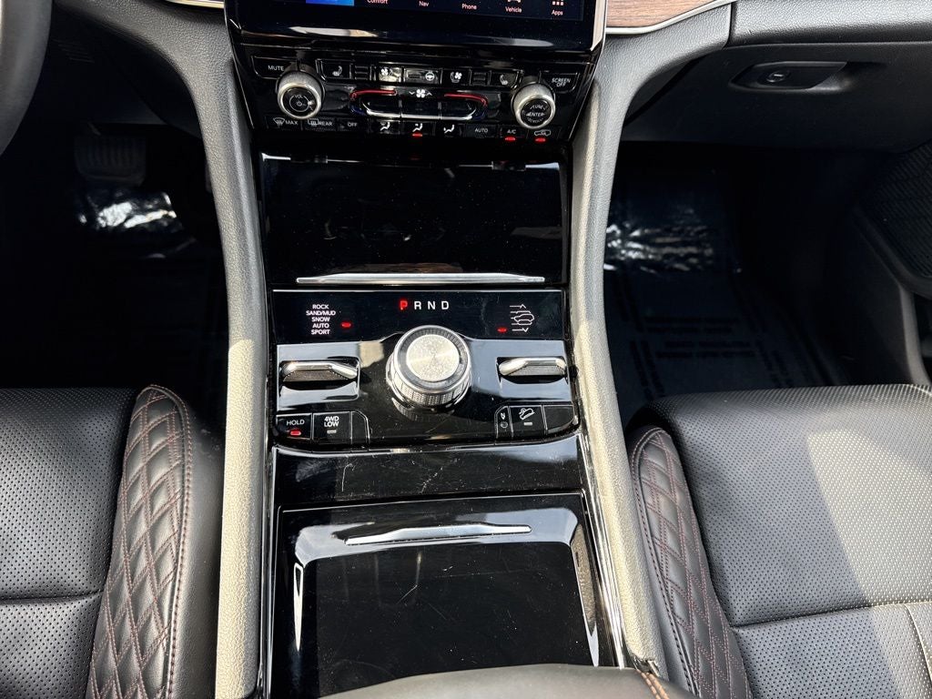 2023 Jeep Grand Cherokee L Summit HEMI