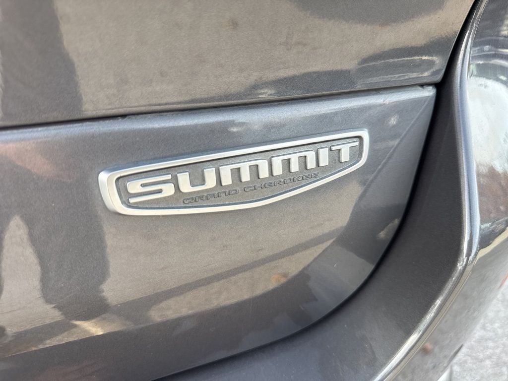 2023 Jeep Grand Cherokee L Summit HEMI