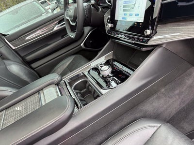 2022 Jeep Wagoneer Series III - 4WD / PANORAMIC SUNROOF / CLEAN CARFAX