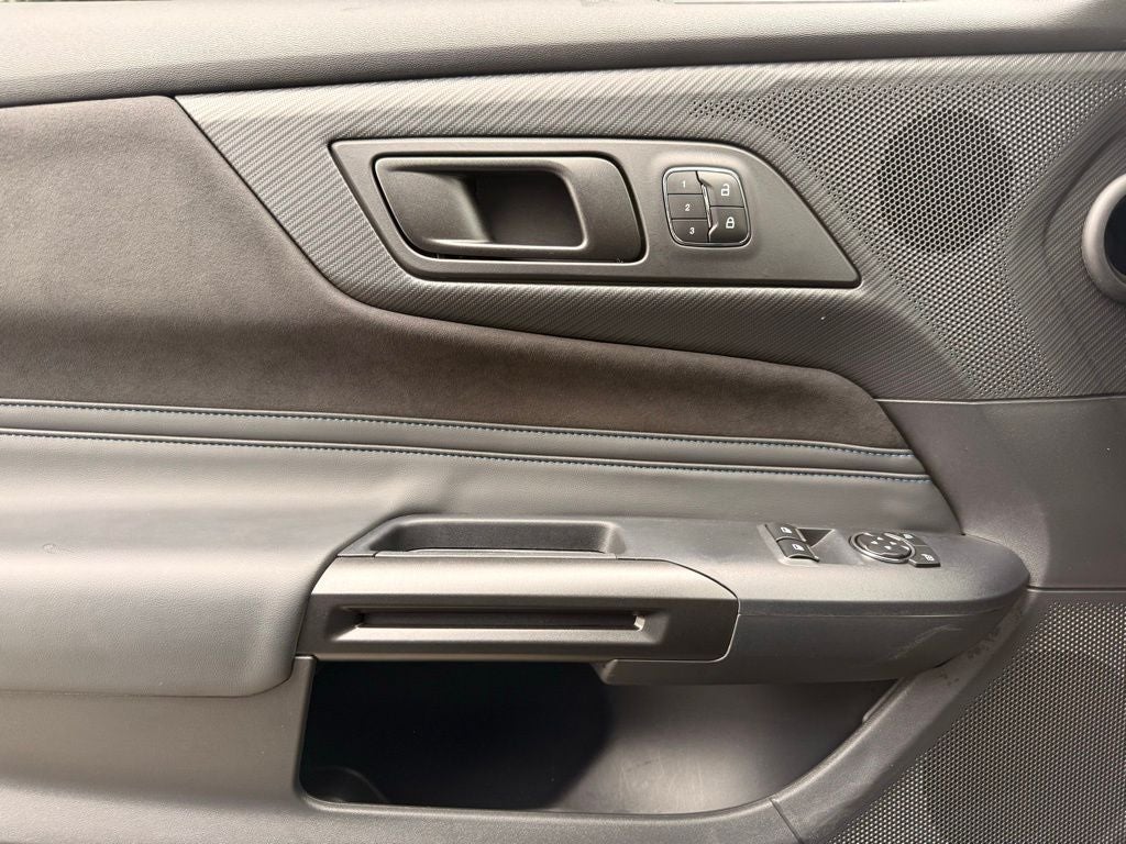 2024 Ford Mustang Dark Horse