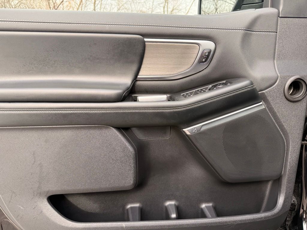 2025 Ford Expedition Platinum 4WD