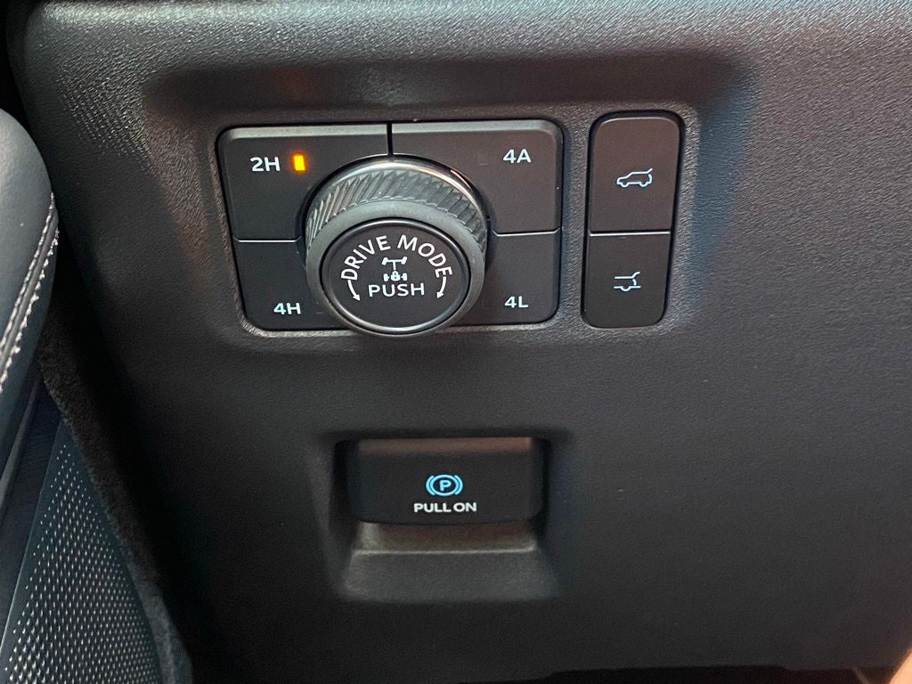 2025 Ford Expedition Tremor ONE OWNER CLEAN CARFAX