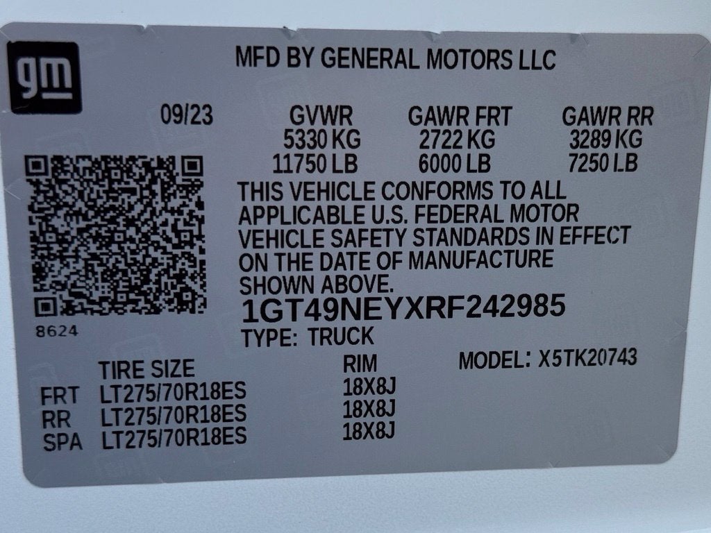 2024 GMC Sierra 2500HD SLT - 4WD / CLEAN CARFAX HISTORY