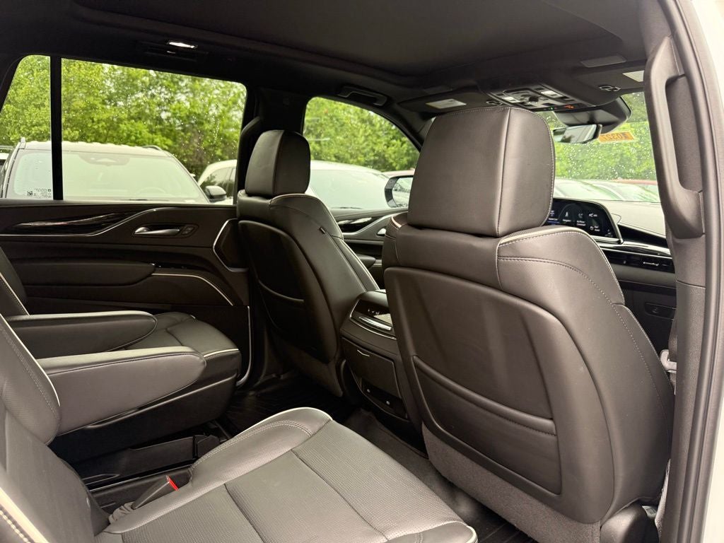 2023 Cadillac Escalade Sport Trailer Package
