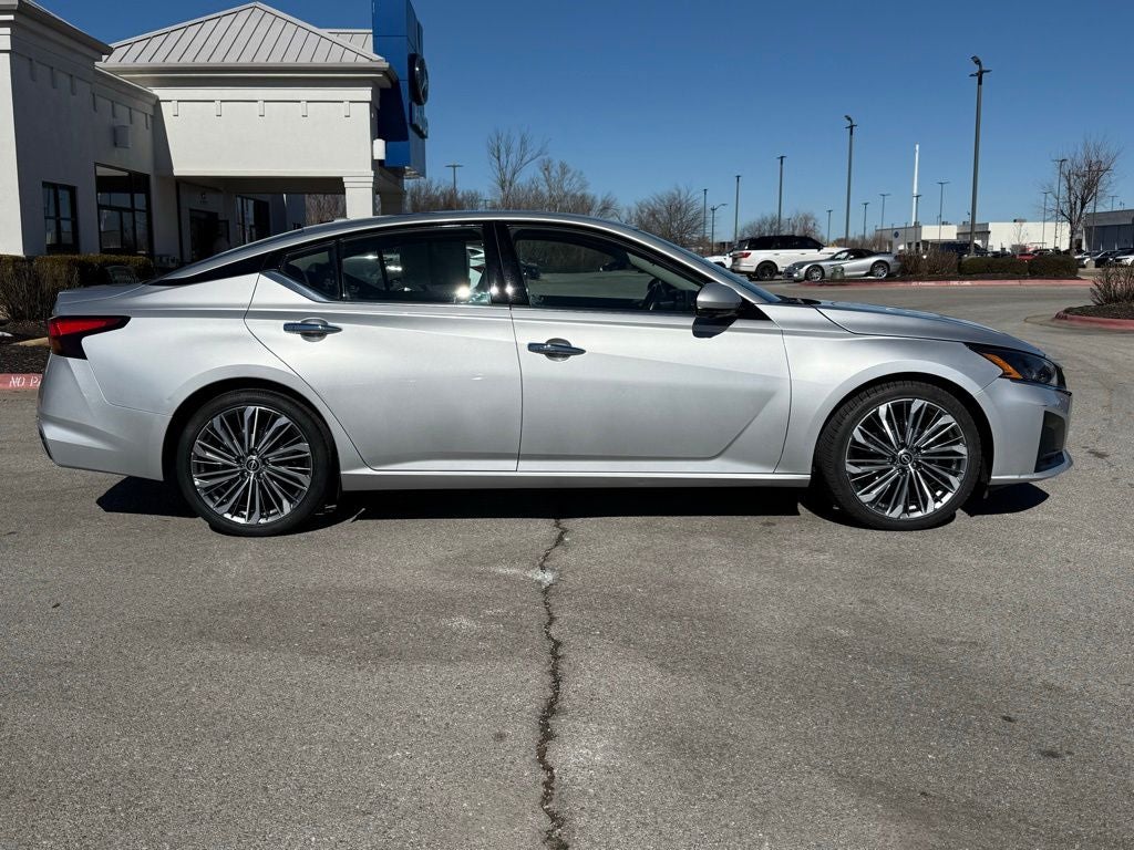 2023 Nissan Altima 2.5 SL