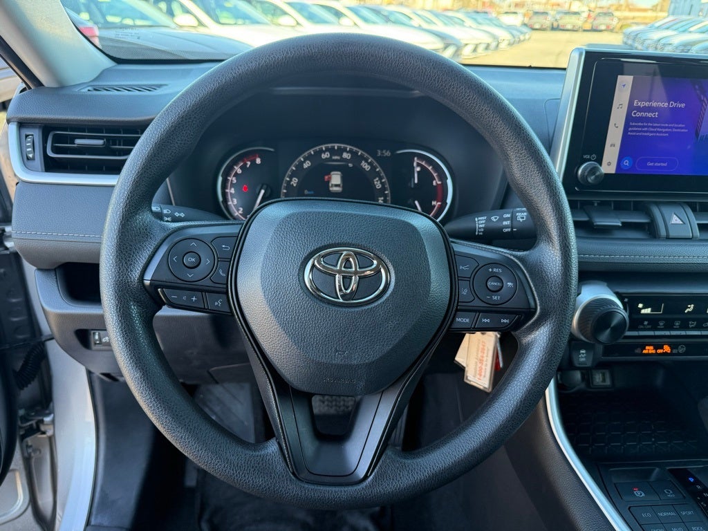2024 Toyota RAV4 LE CLEAN CARFAX