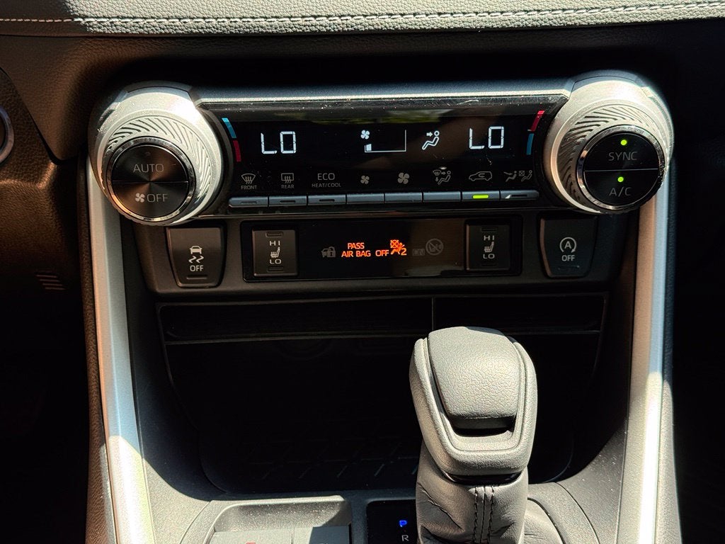 2024 Toyota RAV4 XLE - AWD