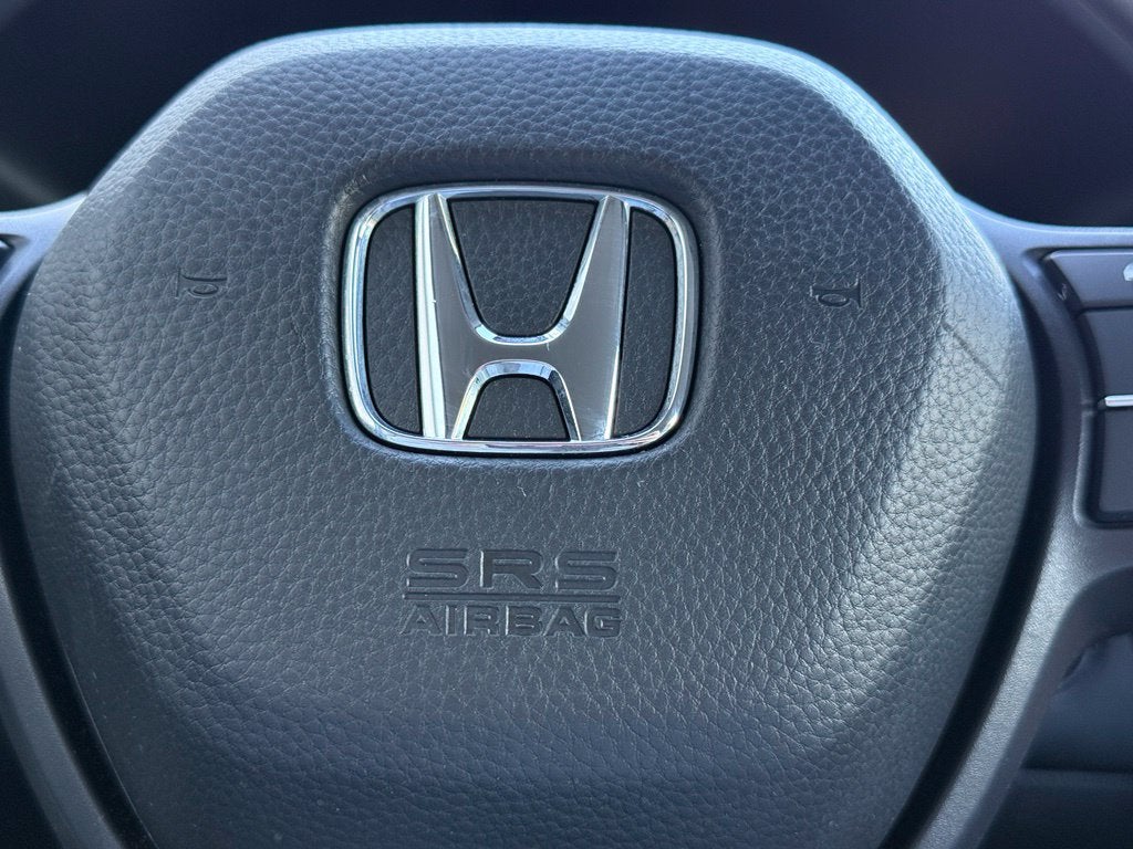 2025 Honda HR-V LX - AWD / CLEAN CARFAX / ONE OWNER