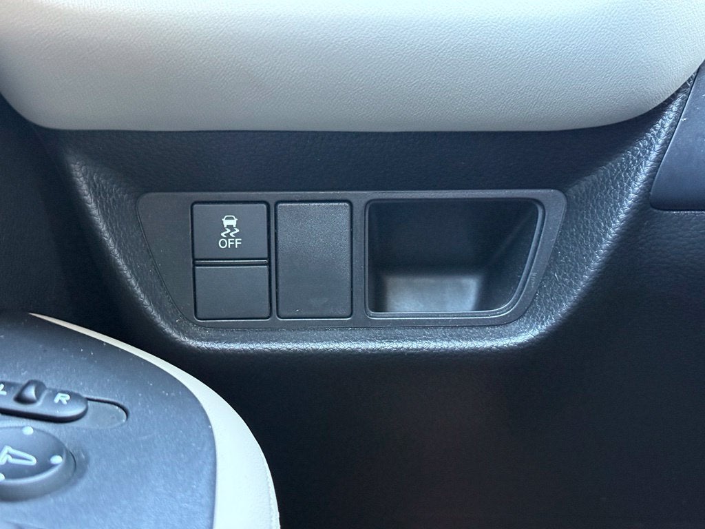 2025 Honda HR-V LX - AWD / CLEAN CARFAX / ONE OWNER