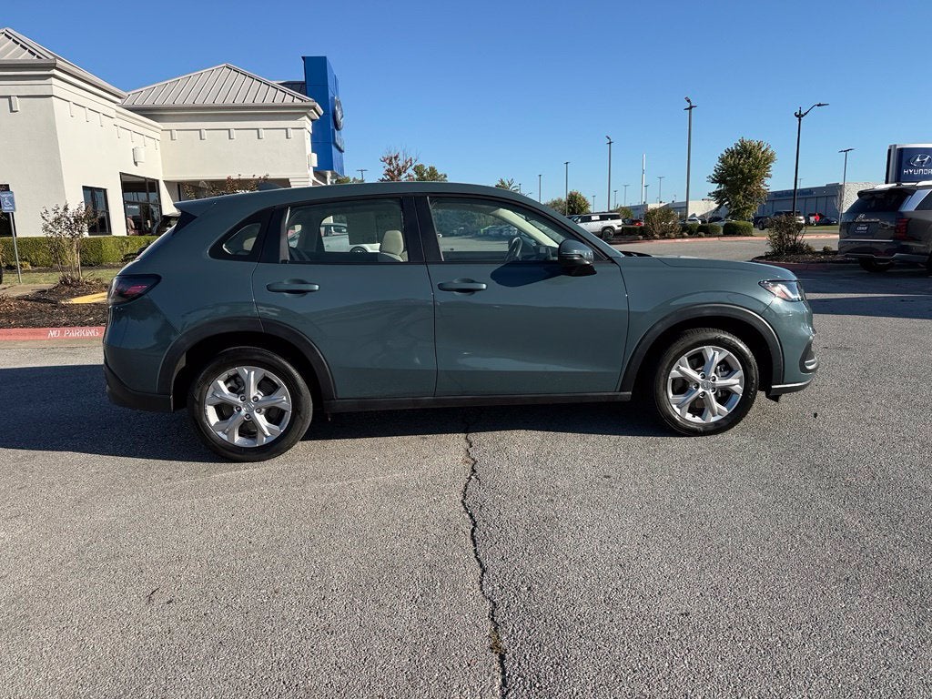 2025 Honda HR-V LX - AWD / CLEAN CARFAX / ONE OWNER