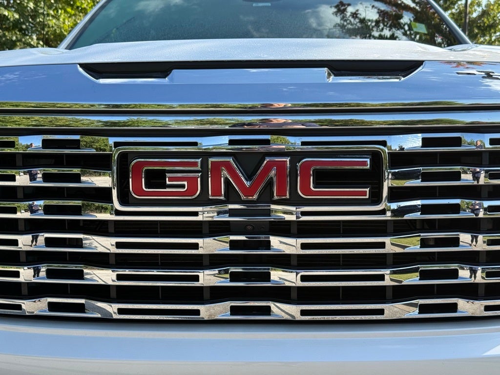 2023 GMC Sierra 1500 Denali V8 / 4x4 / 1-OWNER CLEAN CARFAX