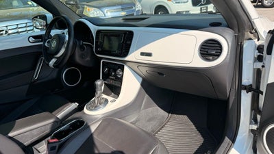 2017 Volkswagen Beetle 1.8T SE
