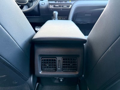 2025 Toyota Camry SE 1 OWNER CARFAX