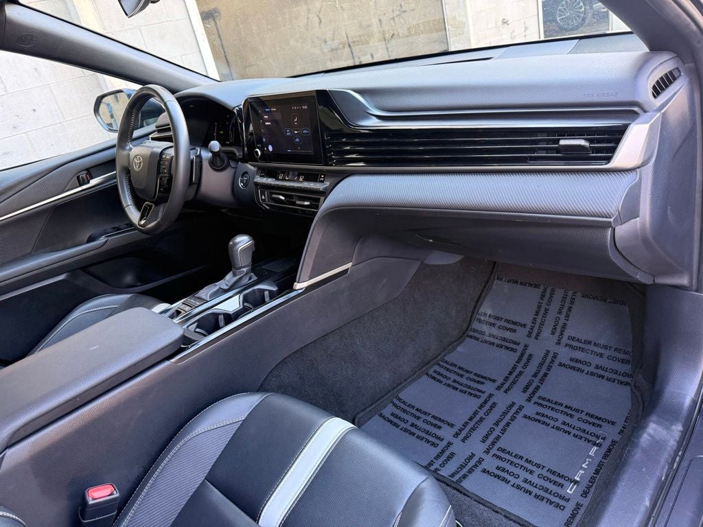 2025 Toyota Camry SE 1 OWNER CARFAX