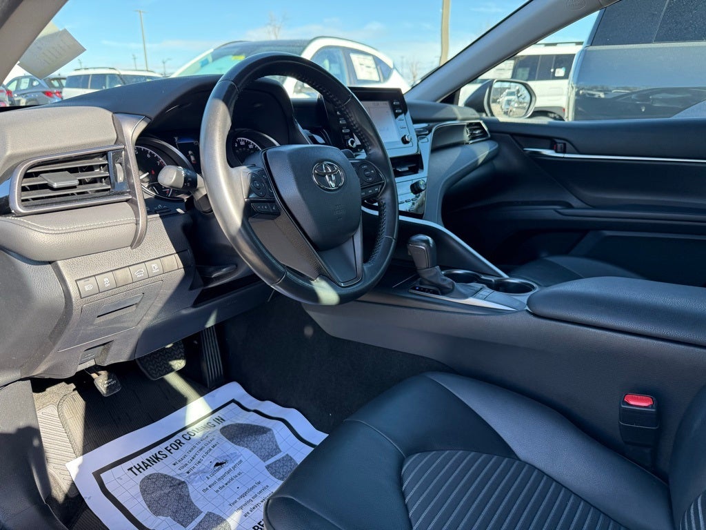2023 Toyota Camry SE APPLE CAR PLAY