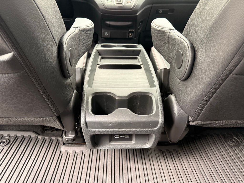 2023 Honda Odyssey Sport CLEAN