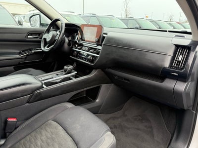 2022 Nissan Pathfinder SV 3 ROW SUV