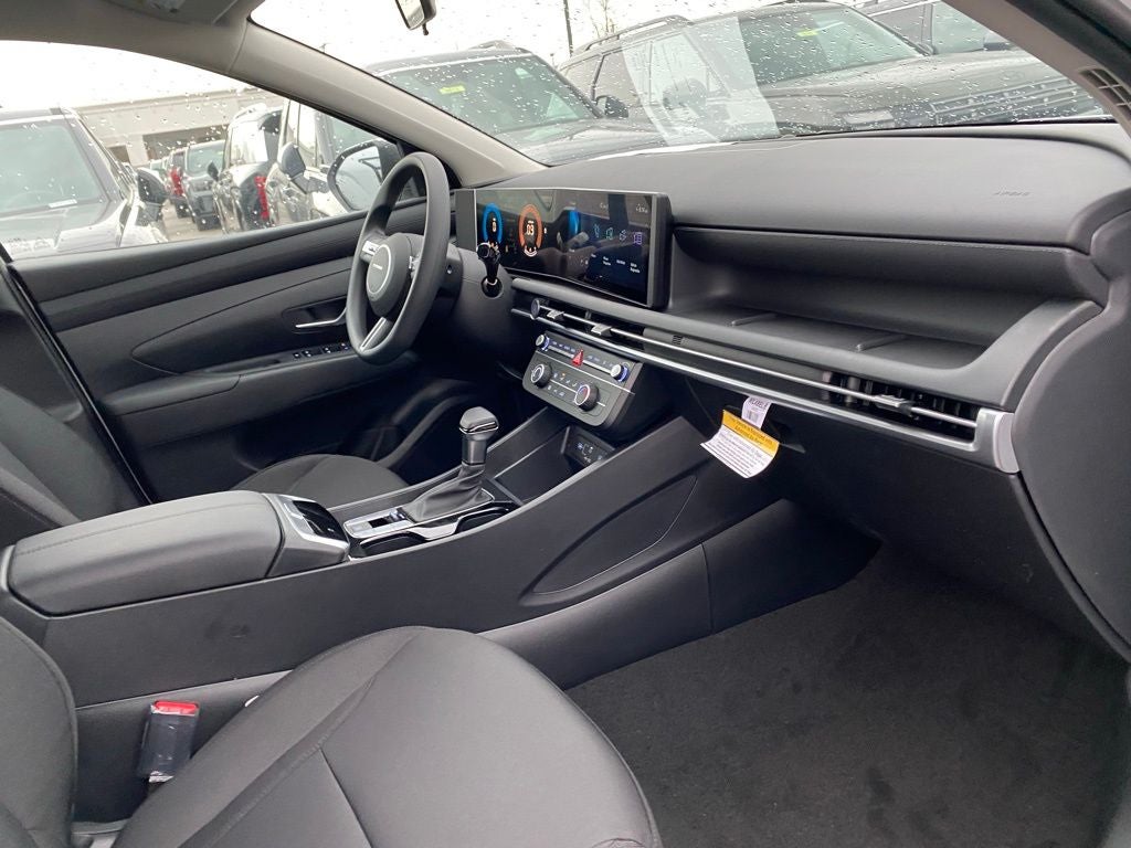 2026 Hyundai TUCSON SE FWD