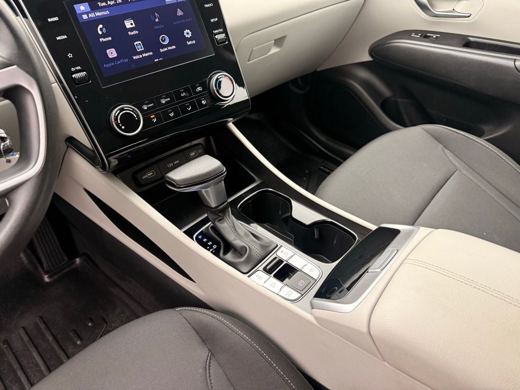 2022 Hyundai TUCSON SE