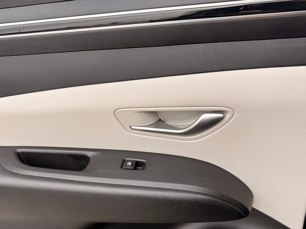 2022 Hyundai TUCSON SE