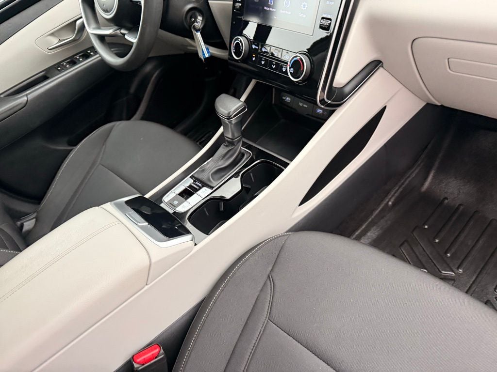 2022 Hyundai TUCSON SE