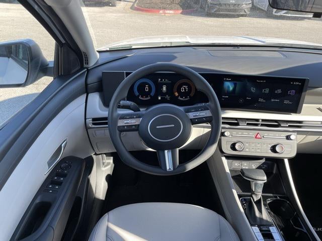 2025 Hyundai TUCSON SE AWD