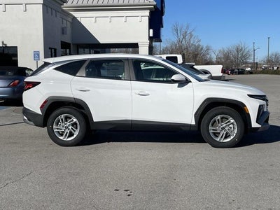 2025 Hyundai TUCSON SE AWD