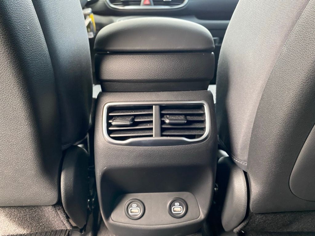 2022 Hyundai SANTA FE SE