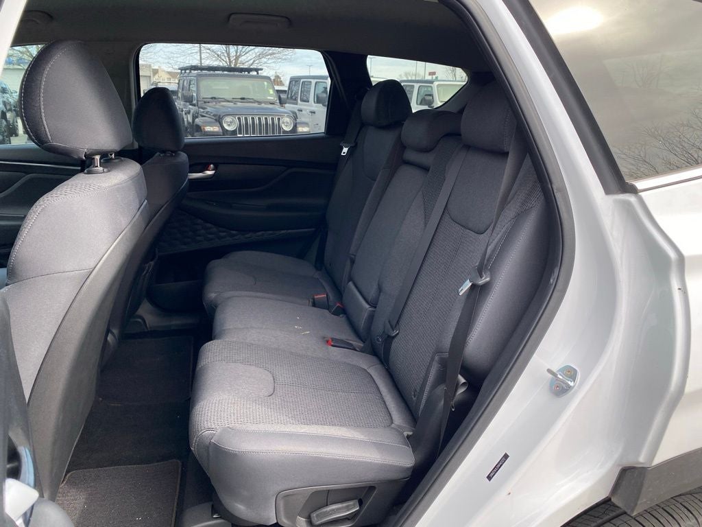 2022 Hyundai SANTA FE SE