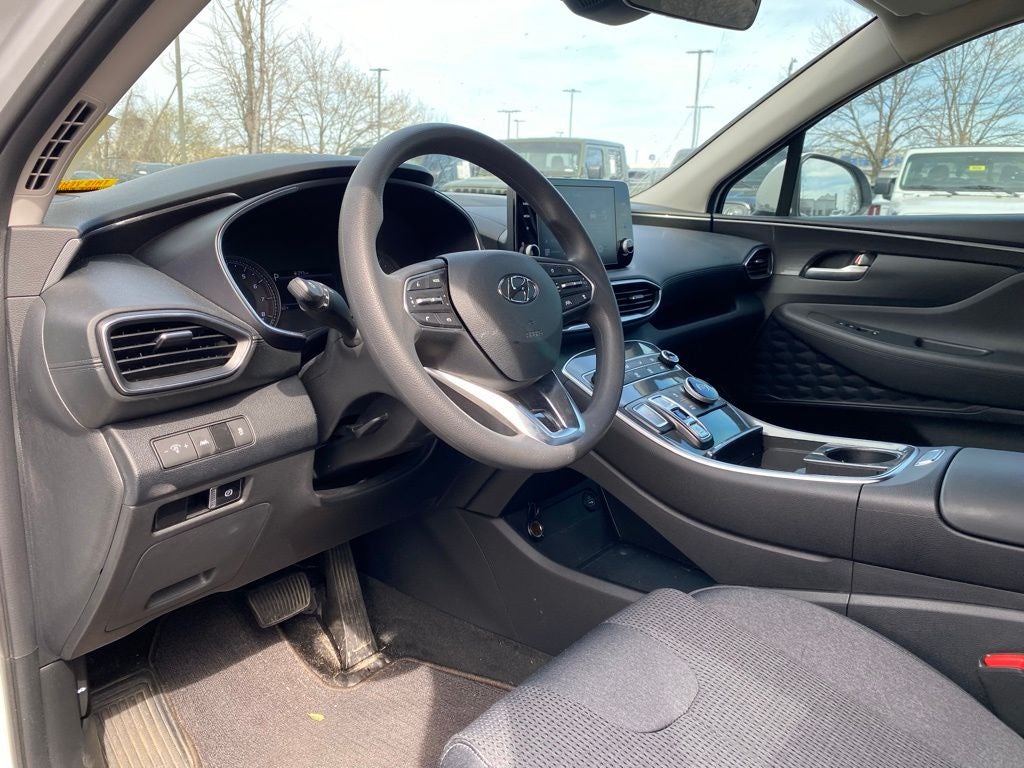 2022 Hyundai SANTA FE SE