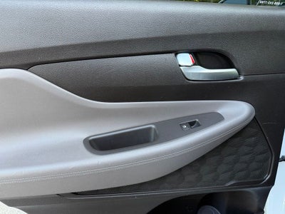 2019 Hyundai SANTA FE SE