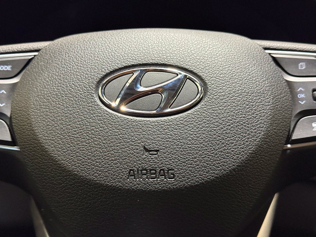 2020 Hyundai SANTA FE SEL - CLEAN CARFAX / ONE OWNER