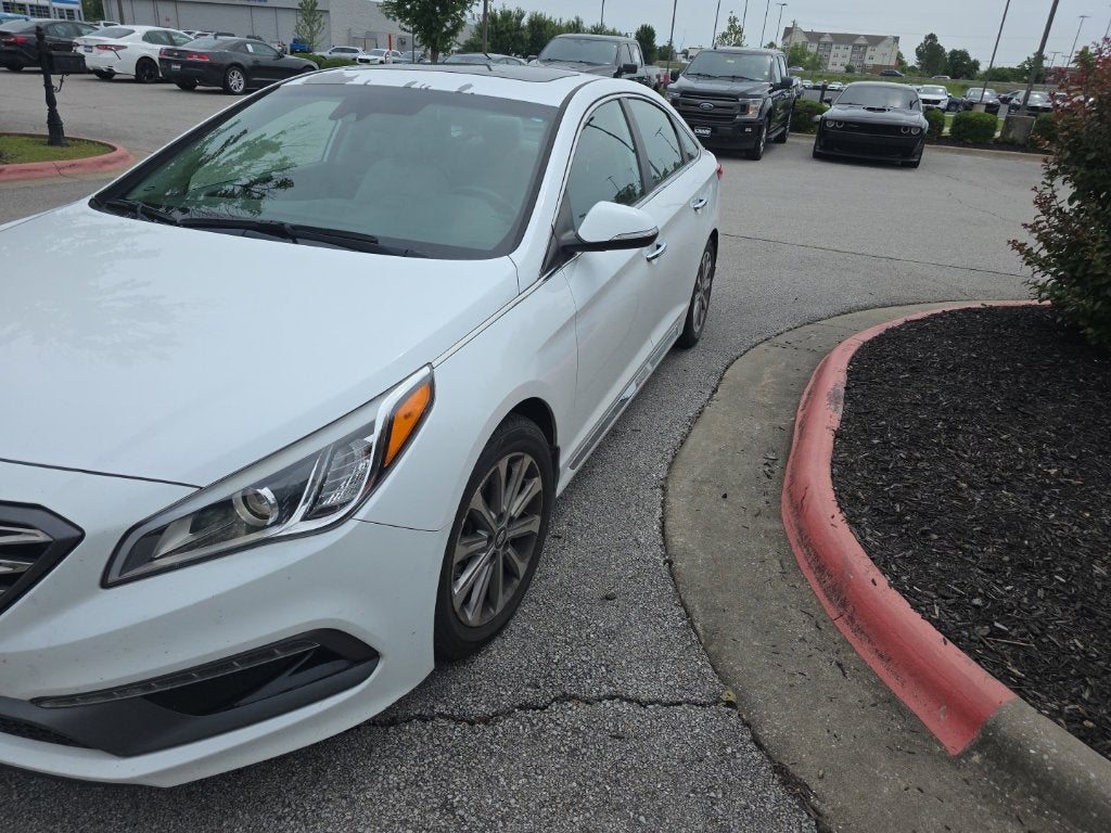 2017 Hyundai SONATA Limited - SUNROOF